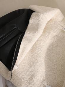 SHEIN Kurtka-płaszcz dla dziewcząt w stylu casual street chic w stylu motocyklowym z metalowym zamkiem błyskawicznym, z podszewką z poliuretanu, z polaru kompozytowego, z krótkim rękawem i klapami, ze sztucznego futra, w kolorze czarnym, na jesień/zimę