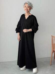 FRIFUL Women's Black V-Neck Long Sleeve Dropped Shoulder Lantern Sleeve Pleated Ruffle Hem Loose Casual Dress, Autumn