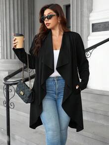 SHEIN Clasi 大码优雅休闲黑色开衫,配有大码领子和瀑布式垂坠下摆,大码黑色开衫,大码外套,瀑布式大码开衫,女士秋季装,秋季,女士冬季外套,女士冬季夹克,女士万圣节装,秋季外套,秋季夹克,秋季开衫,外出装,外出夹克,外出开衫 - 黑色 - 查看 7