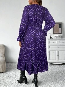 SHEIN Clasi 大码女式秋冬时尚休闲 V 领碎花长款束腰连衣裙，修身廓形长款女装 - 紫色 - 查看 2