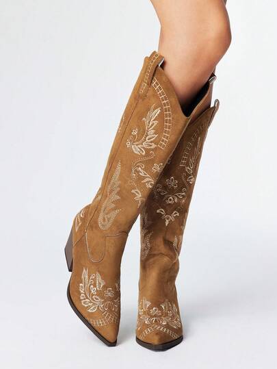 Fairycore Stivaletti alla caviglia da donna con punta affusolata, tacco largo, ricamo floreale, nuovi per l'autunno/inverno. Stivali western slip-on da donna alla moda per l'esterno