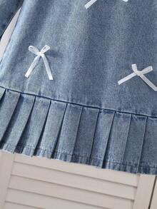 Young Girls' Cute Vintage Medium Wash Blue Denim Dress With White 3D Bow And Pleated Skirt, Comfortable Soft Fabric, Fashionable Daily Wear For Little Girls Fall Winter Girls Denim Dress - Medium Wash - View 6