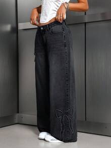 EURMUSE 女式口袋蝴蝶刺绣水洗直筒牛仔裤 - 淺灰色 - 查看 3