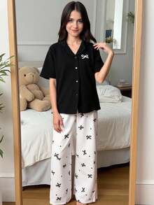 SHEIN 青少年女孩编织睡衣套装，蝴蝶结装饰衬衫，V 领翻领纽扣前短袖上衣和宽松休闲长裤，2 件套睡衣套装 - 黑與白 - 查看 8