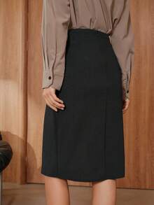 SHEIN Unity Saia Assimétrica e Elegante com Fenda - Preto - Visão 2