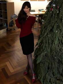 DAZY 柔软复古露肩设计修身毛衣，适合圣诞节和新年女士穿着 - 酒紅色 - 查看 5