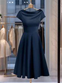 GlowEve CURVE Đầm thanh lịch cổ kim tay áo màu trơn cỡ lớn mùa hè có thể điều chỉnh eo - Màu xanh hải quân - Xem 1
