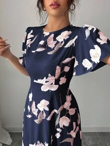 Elenzga Vestido elegante y romántico para mujer con cuello redondo, mangas con volantes y cintura ceñida con estampado digital - Multicolor - Ver 4