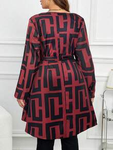 SHEIN Clasi Damen Große Größen Bluse mit geometrischem Muster, Rundhalsausschnitt, Langarm und hohem-niedrigem Saum - Bordeaux - Übersicht 2