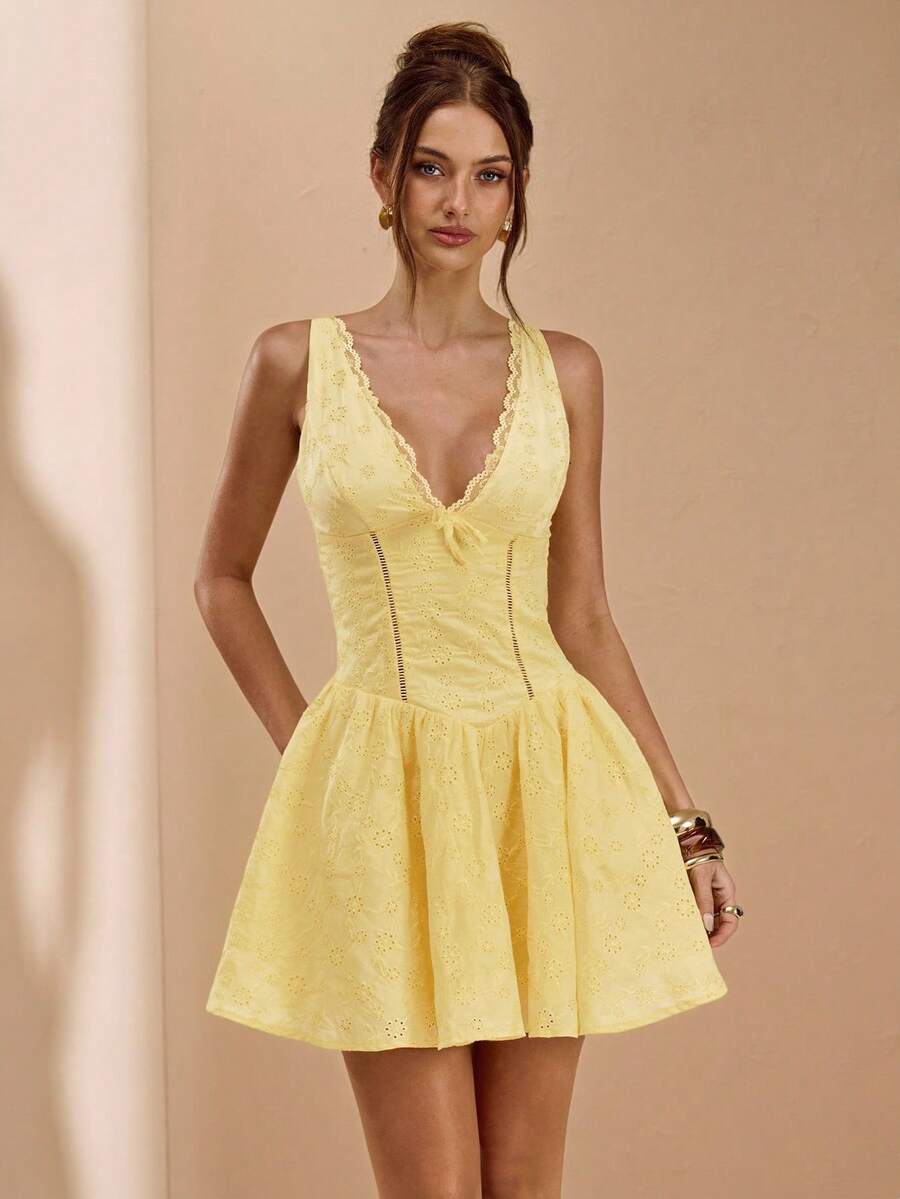 SHEIN BAE Vestido dulce de verano con cuello en V, manga de encaje floral, unicolor, plisado en el pecho y ribete de encaje en color amarillo crema, de las Hermanas Garcia