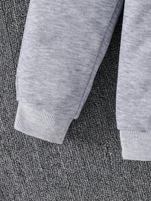SHEIN Playful Pals 2pcs Baby Boy Casual Cute Bear Graphic Crew Neck Sweatshirt Set, Suitable For Autumn, Winter, Spring Baby Sportswear Baby Sweat Outfits Toddler Bear Outfit Baby Tracksuit Baby Boy Clothes Baby Boy Streetwear Toddler Clothes Fall - Grey - View 5