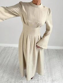 Siren Gaze 秋季新款女士收腰立领长款A字连衣裙 - 杏色 - 查看 3