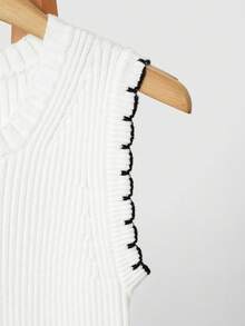 Uhlyne 优雅休闲圆领黑白撞色针织背心，带条纹饰边，适合通勤、夏秋季 - 白色 - 查看 4