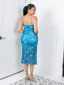 Melissa Matos Robe élégante imprimée avec encolure drapée, ajustée, avec ourlet sirène, parfaite pour les vacances - Multicolore - Voir 2