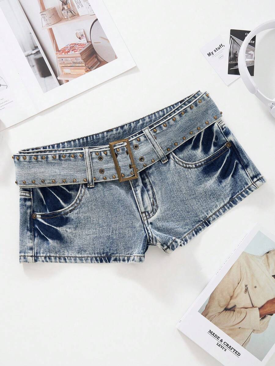 Rivivi Women's Summer Casual Fashion Street Rivet Buckle Belted Washed Denim Shorts - Light Wash - View 1