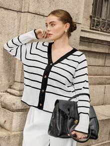 Calvaya Bộ sưu tập Kooky Elegance (Woe Is Me Vibes) (Wednesday Aesthetic) Áo khoác cardigan dáng rộng cổ chữ V kẻ sọc cỡ lớn dành cho nữ, phong cách thường ngày sang trọng, phù hợp cho mùa thu/đông, kỳ nghỉ, tiệc tùng - trắng - Xem 1