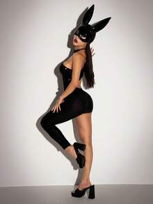 SHEIN ICON Y2k 女式万圣节角色扮演黑色派对性感大胆纯色不对称镂空亮片连体裤，适合万圣节角色扮演