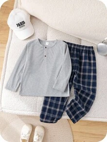 Set 2 buc. pentru băieți și fetițe, drăguț, casual, tricotat, cu mânecă lungă, și pantaloni în carouri, potrivit pentru casă, toamnă/iarnă - Multicolor - Vizualizare 1
