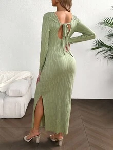 SHEIN Vestido de maternidad minimalista de unicolor, ajustado, sin espalda, de manga larga y con lazo en la espalda - Verde - Ver 5