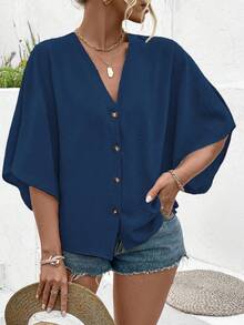 EMERY ROSE 大码女式优雅纯色提花V领插肩袖纽扣装饰海滩度假2025春夏新款百搭衬衫，带设计细节 - 藏蓝色 - 查看 5