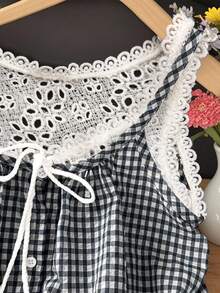 2025 Women's Fashion Plaid Print Hollow Embroidery Fashionable Top - Black and White - View 4