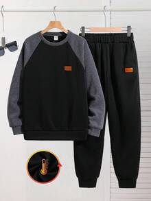 SHEIN Bộ 2 quần nỉ cổ tròn tay raglan màu tương phản có dây rút trang trí thường ngày cho bé trai tuổi teen, bộ quần áo cơ bản tối giản đa năng thích hợp mặc ở nhà, đi làm, đi học, thường ngày, đi nghỉ, ngoài trời, tiệc tùng, thu đông - Nhiều màu - Xem 7