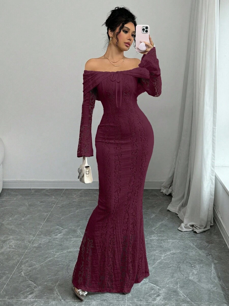 Rafferiza 白色蕾丝露肩修身中长款紧身连衣裙女装 - 酒紅色 - 查看 1