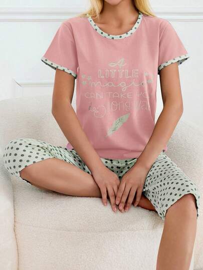 EURMUSE 100 % Baumwolle, 2 Stücke, Hemd aus Baumwolle mit Slogan-Print in Kontrastfarbe und Capri-Schlafanzughose mit Tupfenmuster, Homewear-Pyjama-Set