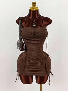 Y2K Amplova 无袖褶皱迷你裙，带挂脖领口和大露背交叉带设计，女式迷你连衣裙 - 紫紅色 - 查看 4