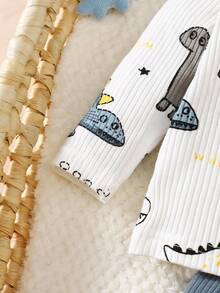 SHEIN Newborn Male Baby White Pit Pattern Cartoon Dinosaur Pattern Print Splicing Green Pocket Long Sleeved Top With Green Pants Two Pieces Set Cute Casual Sports Fashion New Item Fall Winter - Dusty Blue - View 4