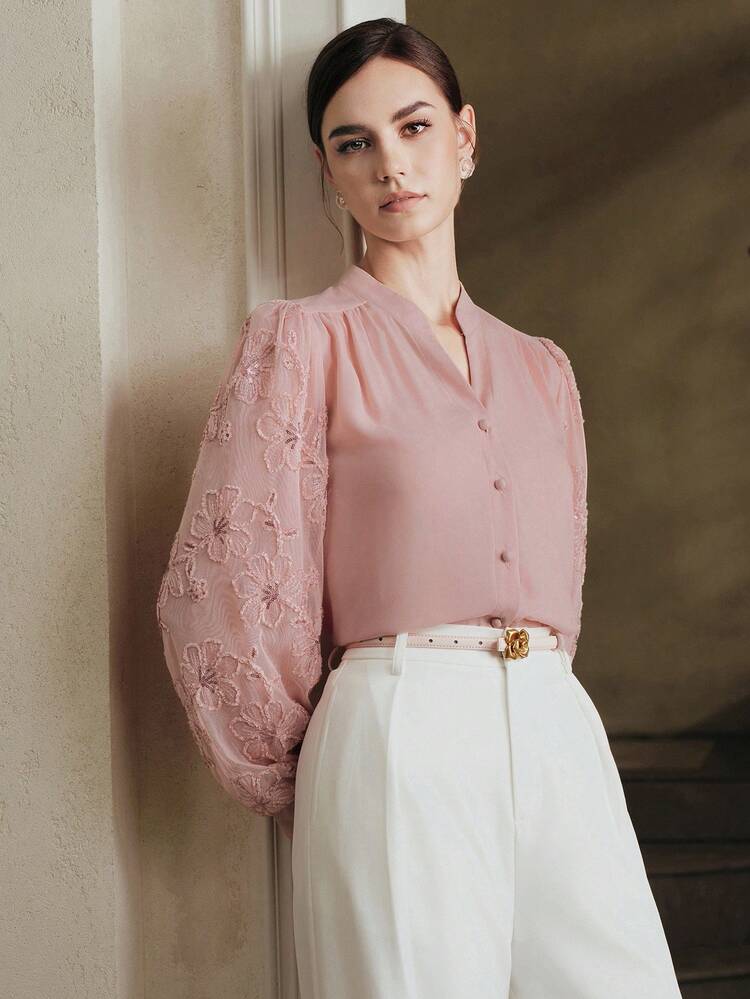 Bluse da donna a maniche lunghe con decorazione ricamata a nodo intrecciato, realizzate a mano