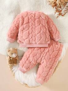 SHEIN 2pcs Baby Clothes Set, Cute Bear Head Pattern Sweatshirt And Fuzzy Long Pants, Sweet And Adorable, Autumn/Winter Fall - Pink - View 2
