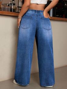 SHEIN Cottnline Plus Size Casual Washed Distressed High Waist Jeans - Medium Wash - View 3