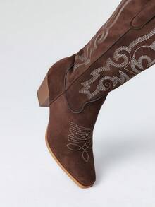 ROMWE Fairycore 女式棕色牛仔靴，卡其色户外休闲时尚刺绣仿麂皮西部中筒靴，春秋 - 咖啡棕 - 查看 3