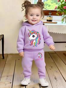 SHEIN 2件套女婴时尚可爱甜美卡通独角兽字母印花休闲保暖连帽卫衣和裤子套装，秋冬季 - 紫色 - 查看 1