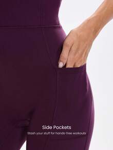 GLOWMODE 26英寸 FeatherFit™ Strap It 良好收腹效果 交叉绑带 露背运动连体衣 轻度支撑 低冲击 - 櫻桃可樂 - 查看 4