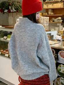 DAZY Vintage American Style Crew Neck Soft & Cozy Oversized Women Sweater, High-End Casual Loose Fit, Autumn/Winter - Grey - View 2