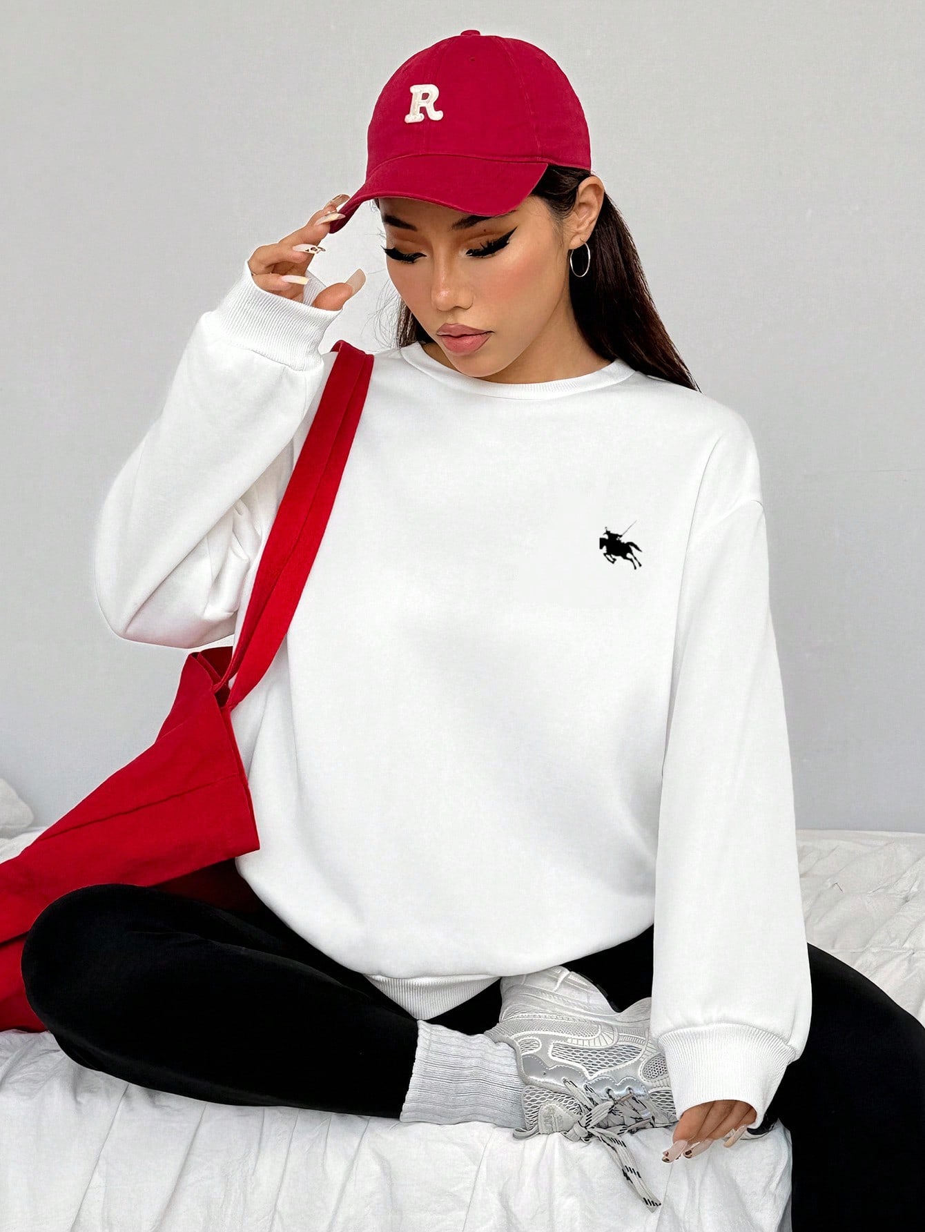 SHEIN EZwear مجموعة من 2 قطعة: بلوزة رياضية فضفاضة بياقة طاقم وبنطلون ضيق