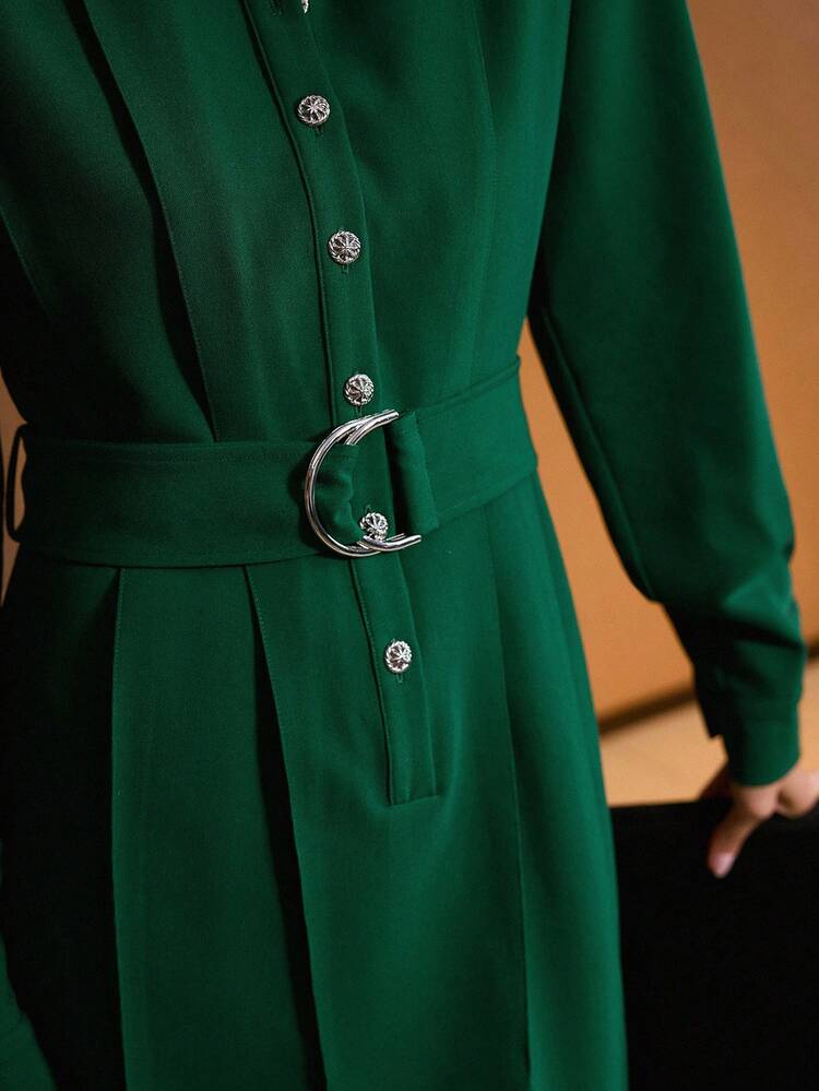 HALF BUTTON PRESS CREASE DRESS