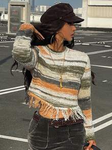 DAZY Suéter corto de cuello redondo con estampado floral y flecos para mujer, otoño - Caqui - Ver 2