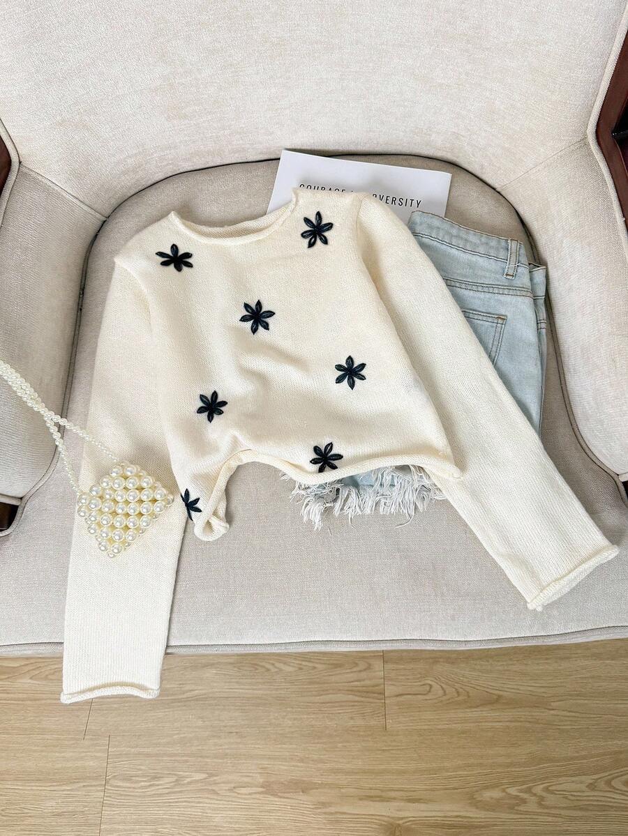 SHEIN Girls' Crew Neck Long Sleeve Knit Sweater,White,Autumn,Cute,Holiday,Back-To-School,Hand-Embroidered Floral Design,Apricot Fashionable Versatile Daily - Apricot - View 1