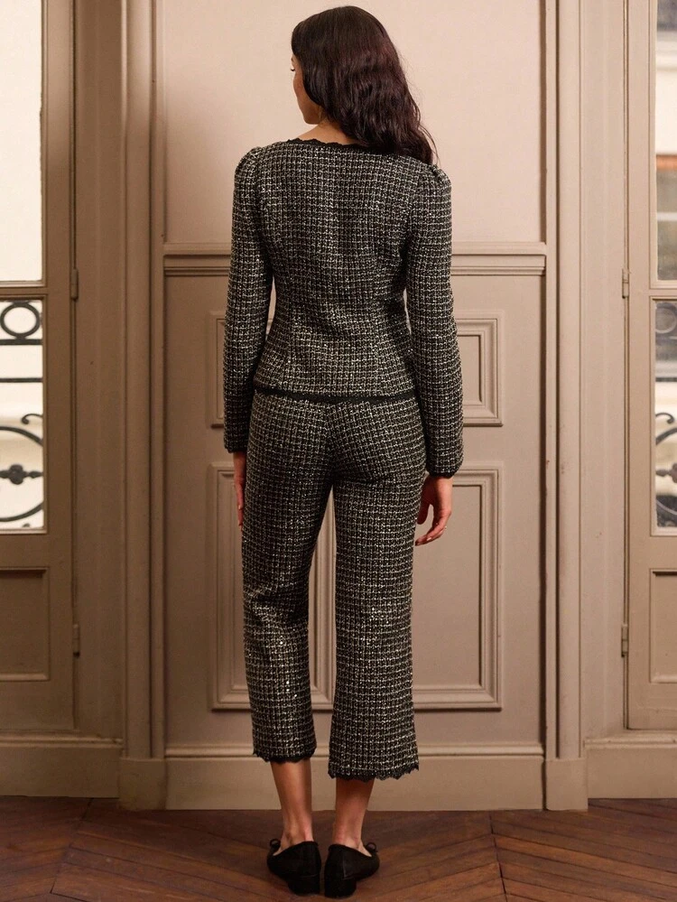 Black Metallic Tweed Fitted Coat With Gold Buttons And Lace Trim Neckline Office Business Casual Spring Summer Old Money Style Premium