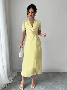 Rafferiza Solid Color Chiffon Fashionable Cinched Waist Elegant Pleated Dress - Yellow - View 4