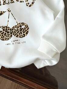 Attitoon Áo sweatshirt nữ dáng rộng in hình quả anh đào tối giản, chất liệu dày dặn, thích hợp cho mùa thu/đông. Áo sweatshirt nữ dáng rộng in hình da báo tối giản, chất liệu dày dặn, thích hợp cho mùa thu/đông. - trắng - Xem 4