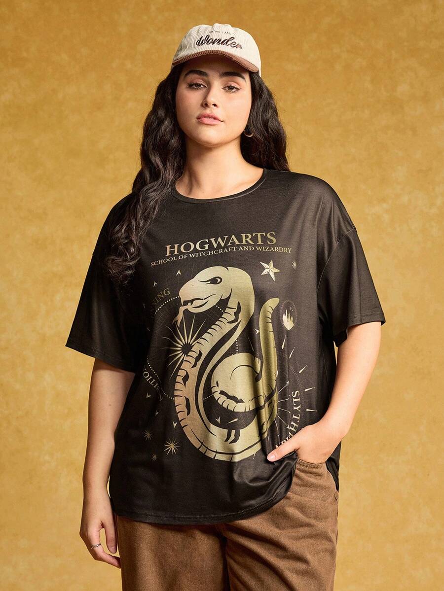HARRY POTTER X SHEIN Plus Size Summer Casual Snake Print Round Neck Drop Shoulder Oversize Short Sleeve T-Shirt - Black - View 1