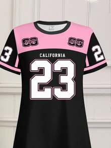 SHEIN 青少年女孩双色 23 图案短袖中长连衣裙，休闲简约黑粉色，适合夏季清凉服装系列，女童 Chroma 精选，开学季儿童，春夏韩版风格，轻松运动装，儿童图案 T 恤，运动休闲，夏季服装，毕业季必备 - 彩色 - 查看 3