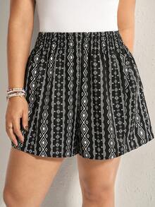 SHEIN LUNE Plus Summer Ditsy Floral Print Slant Pocket Shorts Boho Relaxed Mother Day Vacation Woman Beach For Woman,Holiday - Black and White - View 7