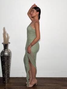 Andrea Bello Summer Elegant Romantic Sage Green Flowing Ruffled Slit Maxi Dress And Elegant Women's Mesh Bodycon Party Dress, Suitable For Valentine's Day, Date Night,, Suitable For Vacation, Beach, Music Festivals, Suitable For Spring And Summer, Suitable For Daily Dating, Night Out, Party, Gathering - Green - View 5