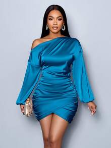 SOLERSUN 女士冬季节日服装绿色优雅不对称领口褶皱灯笼袖长袖缎面派对紧身短款连衣裙 - 水鴨藍 - 查看 5