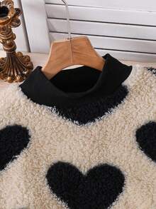 Emery Rose Kids Emery Rose Kids 少女爱心图案长袖抓绒卫衣，爱心印花套头衫，休闲、运动、户外、优雅少女爱心上衣，少女上衣，女童抓绒上衣，女童冬季上衣，少女上衣，女童抓绒套头衫，女童抓绒上衣，女童冬季服装，女童秋季服装，儿童奶油色上衣，黑色爱心印花上衣，儿童爱心印花上衣，女童黑色爱心上衣，女童奶油色上衣，女童冬季服装，儿童上衣，女童秋季服装，女童服装 - 黑與白 - 查看 5